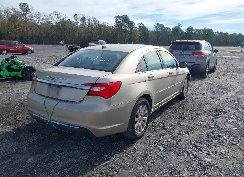 Photo 4 of 2013 Chrysler 200 TOURING (VIN 1C3CCBBG6DN703853)