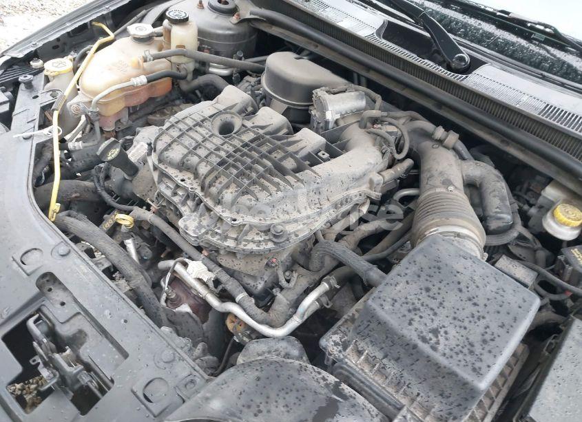 Photo 10 of 2013 Chrysler 200 TOURING (VIN 1C3CCBBG6DN712066)