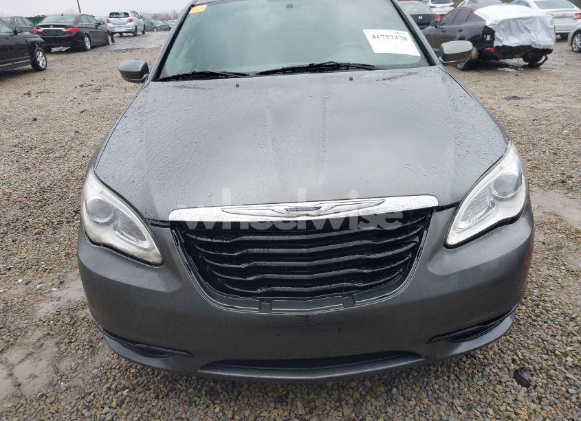 Photo 6 of 2013 Chrysler 200 TOURING (VIN 1C3CCBBG6DN712066)