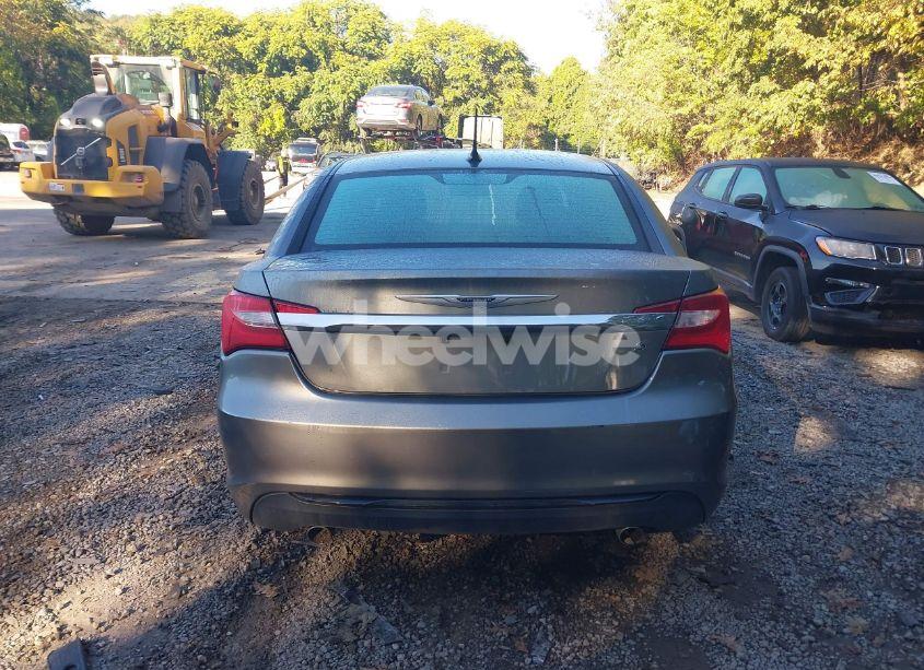 Photo 17 of 2013 Chrysler 200 TOURING (VIN 1C3CCBBG6DN723648)