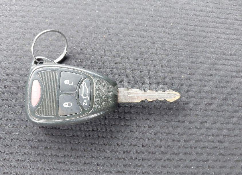 Photo 11 of 2013 Chrysler 200 TOURING (VIN 1C3CCBBG7DN528013)