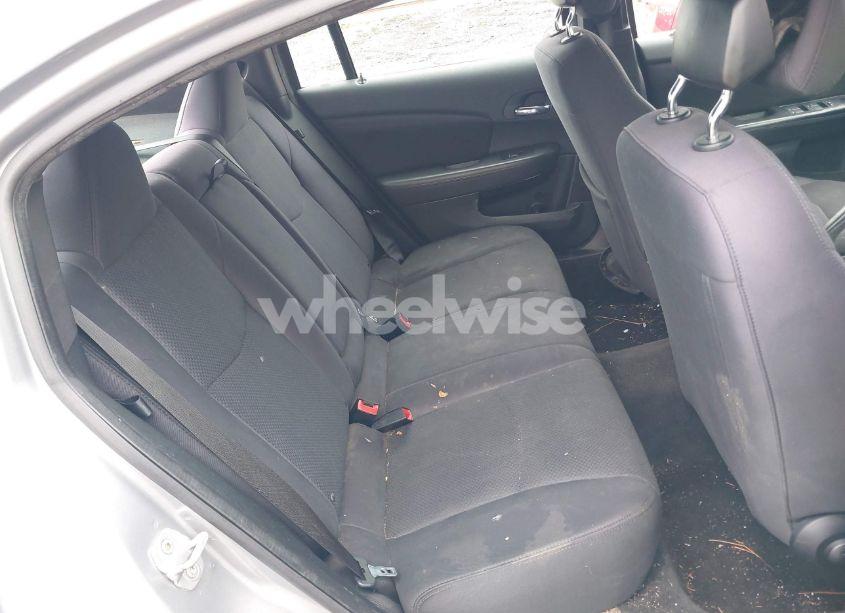 Photo 8 of 2013 Chrysler 200 TOURING (VIN 1C3CCBBG7DN528013)