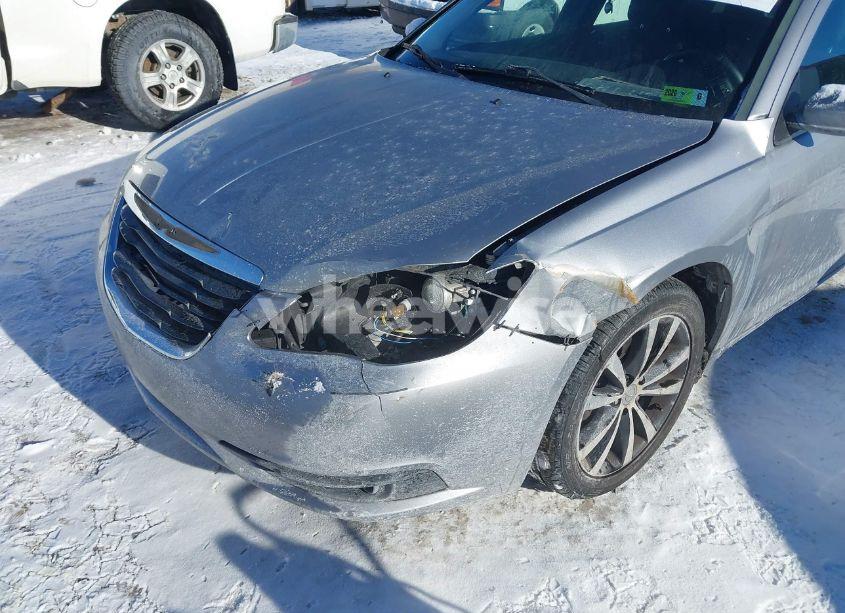 Photo 6 of 2013 Chrysler 200 TOURING (VIN 1C3CCBBG7DN720399)