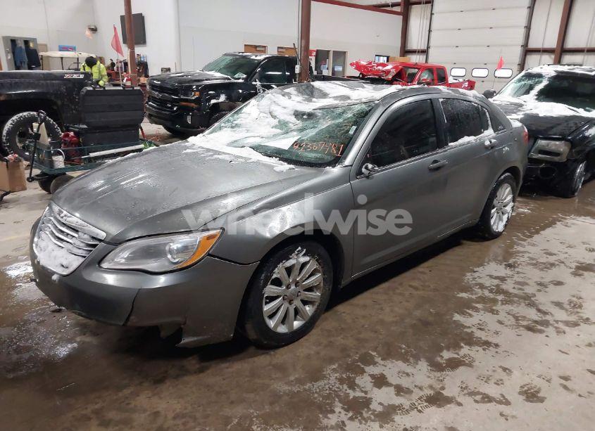 Photo 2 of 2013 Chrysler 200 TOURING (VIN 1C3CCBBG7DN760126)