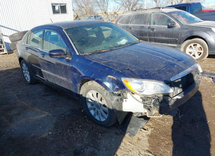 2014 Chrysler 200 TOURING (VIN 1C3CCBBG7EN183972) main photo