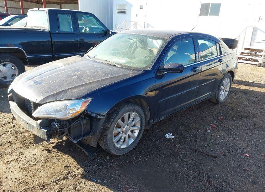Photo 2 of 2014 Chrysler 200 TOURING (VIN 1C3CCBBG7EN183972)