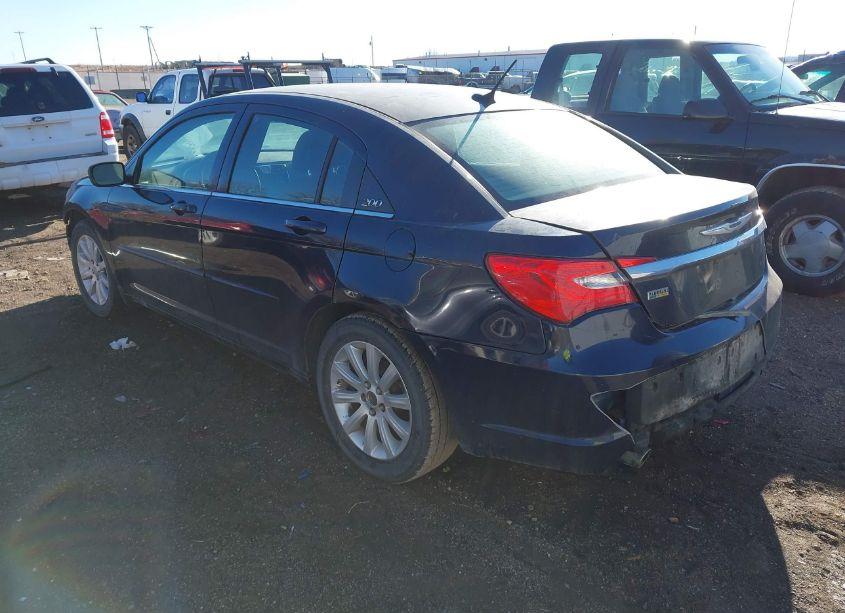 Photo 3 of 2014 Chrysler 200 TOURING (VIN 1C3CCBBG7EN183972)