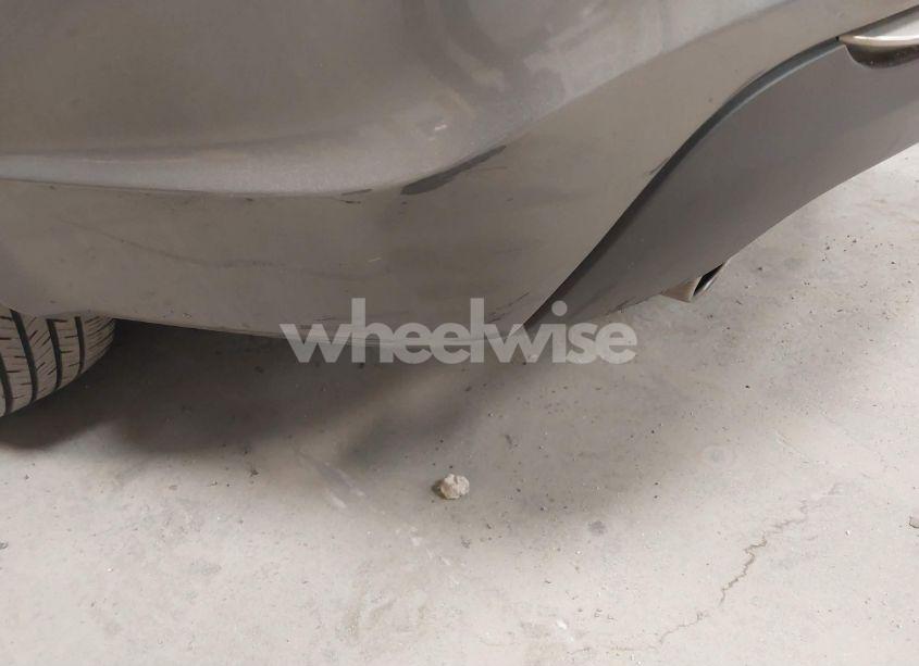 Photo 6 of 2013 Chrysler 200 TOURING (VIN 1C3CCBBG8DN731945)