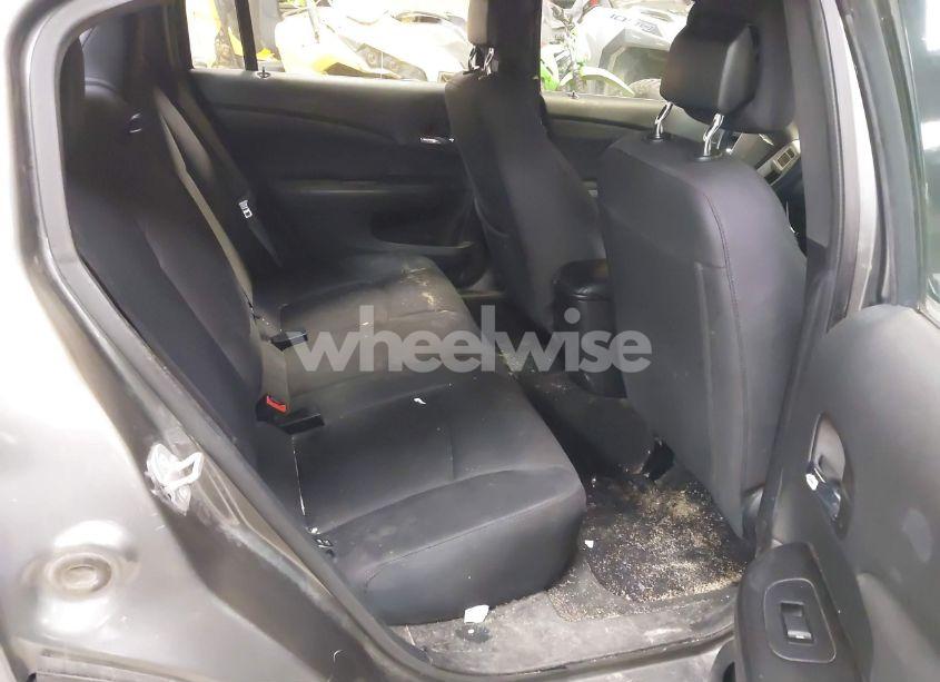 Photo 8 of 2013 Chrysler 200 TOURING (VIN 1C3CCBBG8DN731945)