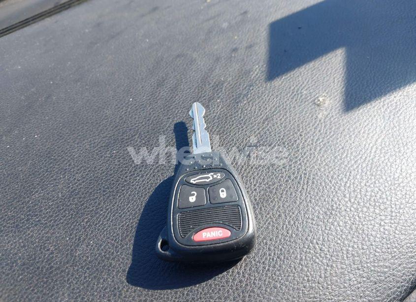 Photo 11 of 2014 Chrysler 200 TOURING (VIN 1C3CCBBG8EN105720)