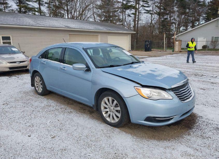 2012 Chrysler 200 TOURING (VIN 1C3CCBBG9CN329060) main photo