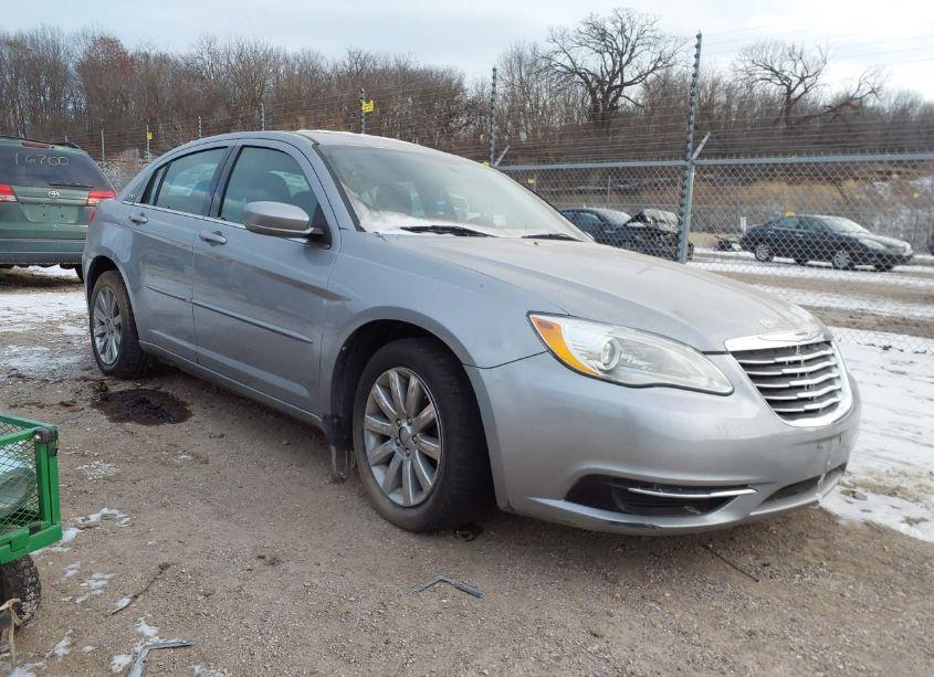 2013 Chrysler 200 TOURING (VIN 1C3CCBBG9DN659864) main photo