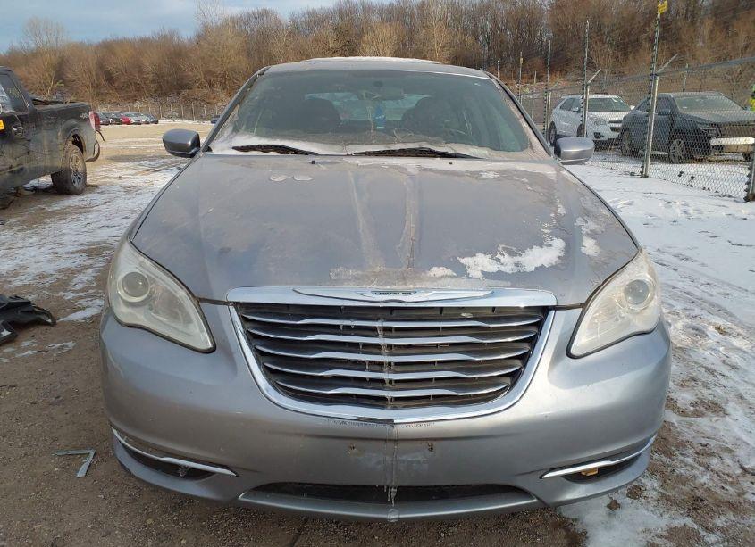 Photo 6 of 2013 Chrysler 200 TOURING (VIN 1C3CCBBG9DN659864)