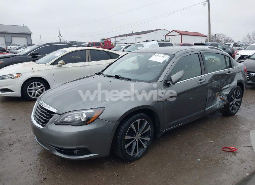 Photo 2 of 2013 Chrysler 200 TOURING (VIN 1C3CCBBG9DN711963)