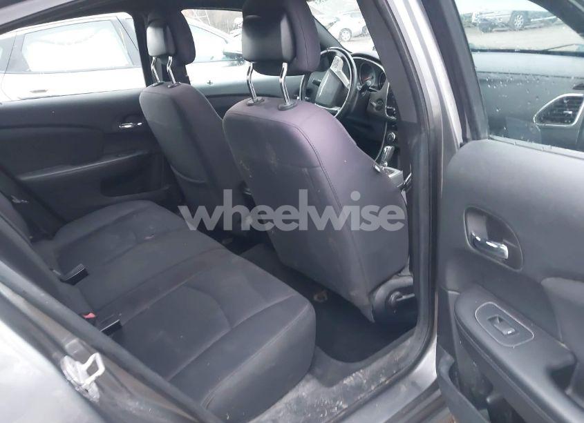 Photo 8 of 2013 Chrysler 200 TOURING (VIN 1C3CCBBG9DN711963)