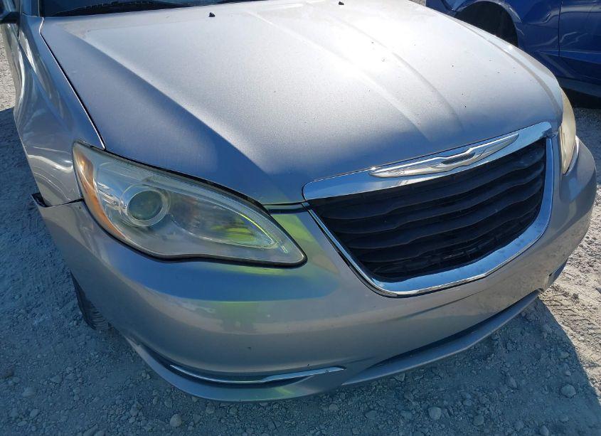 Photo 12 of 2013 Chrysler 200 TOURING (VIN 1C3CCBBG9DN731548)