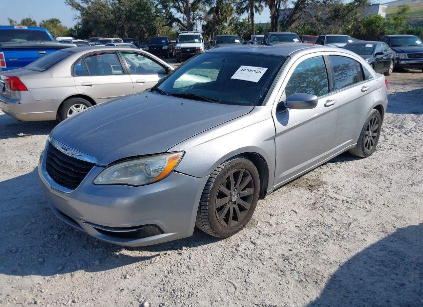 Photo 2 of 2013 Chrysler 200 TOURING (VIN 1C3CCBBG9DN731548)