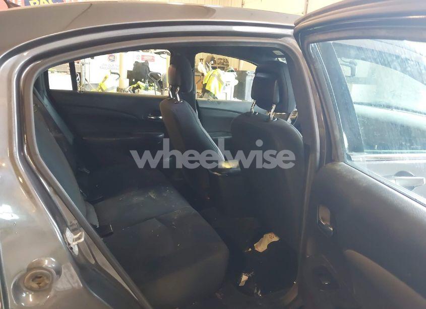 Photo 8 of 2014 Chrysler 200 TOURING (VIN 1C3CCBBG9EN193077)