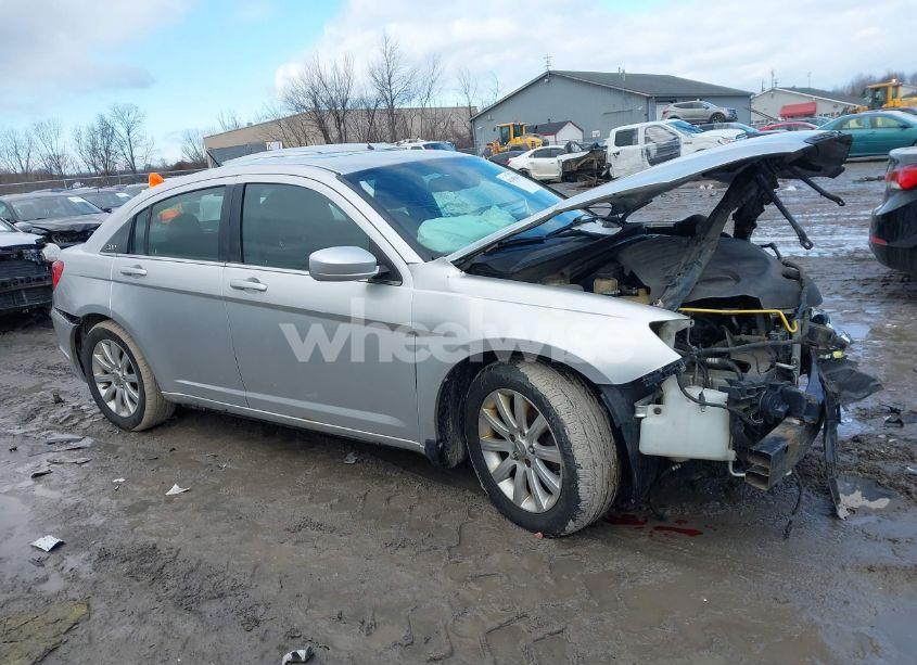 Photo 14 of 2012 Chrysler 200 TOURING (VIN 1C3CCBBGXCN101892)