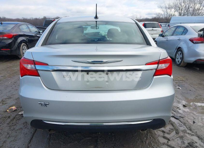 Photo 17 of 2012 Chrysler 200 TOURING (VIN 1C3CCBBGXCN101892)