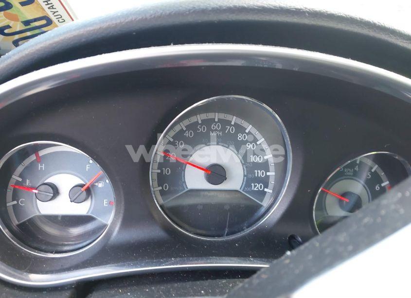 Photo 7 of 2012 Chrysler 200 TOURING (VIN 1C3CCBBGXCN101892)