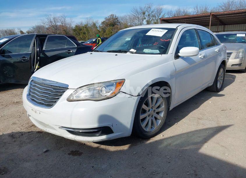 Photo 2 of 2013 Chrysler 200 TOURING (VIN 1C3CCBBGXDN607904)