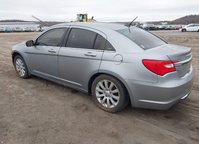 Photo 3 of 2013 Chrysler 200 TOURING (VIN 1C3CCBBGXDN678245)