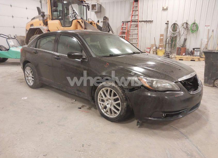2014 Chrysler 200 TOURING (VIN 1C3CCBBGXEN152716) main photo