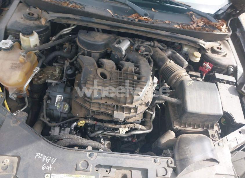 Photo 10 of 2014 Chrysler 200 TOURING (VIN 1C3CCBBGXEN159522)