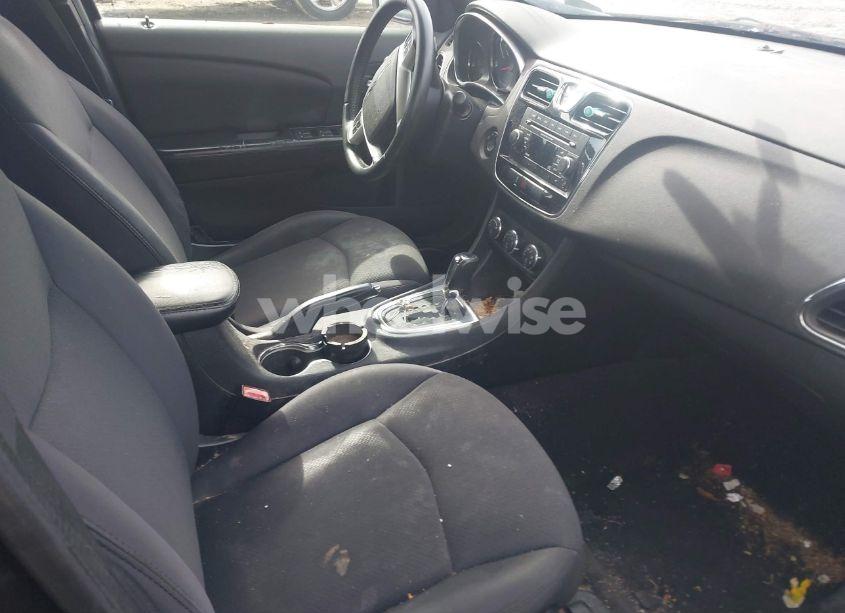 Photo 5 of 2014 Chrysler 200 TOURING (VIN 1C3CCBBGXEN159522)