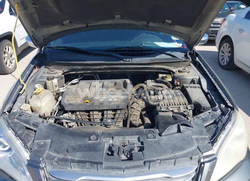 Photo 10 of 2012 Chrysler 200 LIMITED (VIN 1C3CCBCB0CN302428)