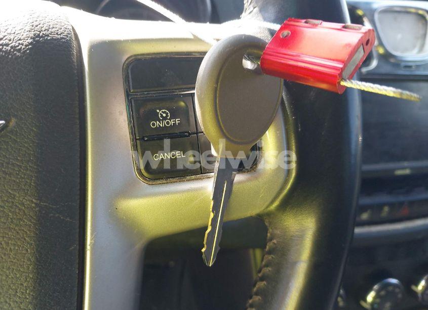 Photo 11 of 2012 Chrysler 200 LIMITED (VIN 1C3CCBCB0CN302428)