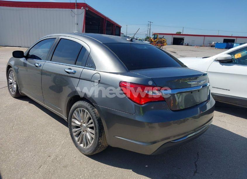 Photo 3 of 2012 Chrysler 200 LIMITED (VIN 1C3CCBCB0CN302428)