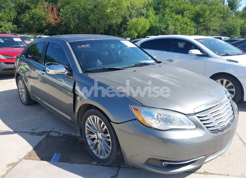 Photo 6 of 2012 Chrysler 200 LIMITED (VIN 1C3CCBCB0CN302428)