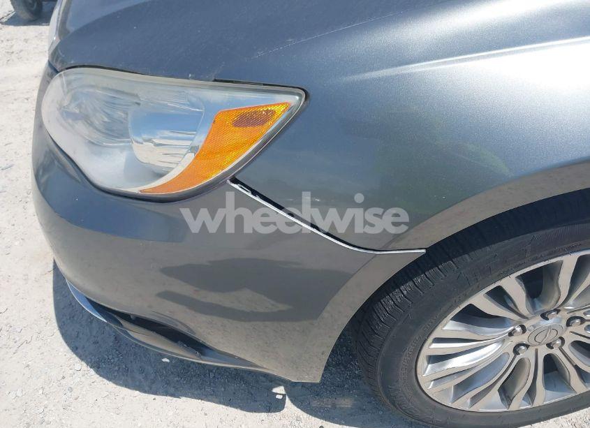 Photo 13 of 2012 Chrysler 200 LIMITED (VIN 1C3CCBCB1CN308772)