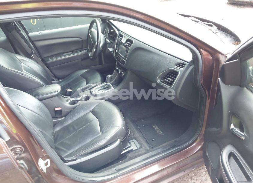 Photo 5 of 2012 Chrysler 200 LIMITED (VIN 1C3CCBCB2CN169929)