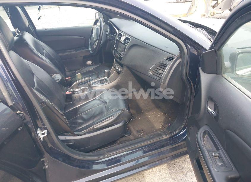 Photo 5 of 2012 Chrysler 200 LIMITED (VIN 1C3CCBCB3CN307591)