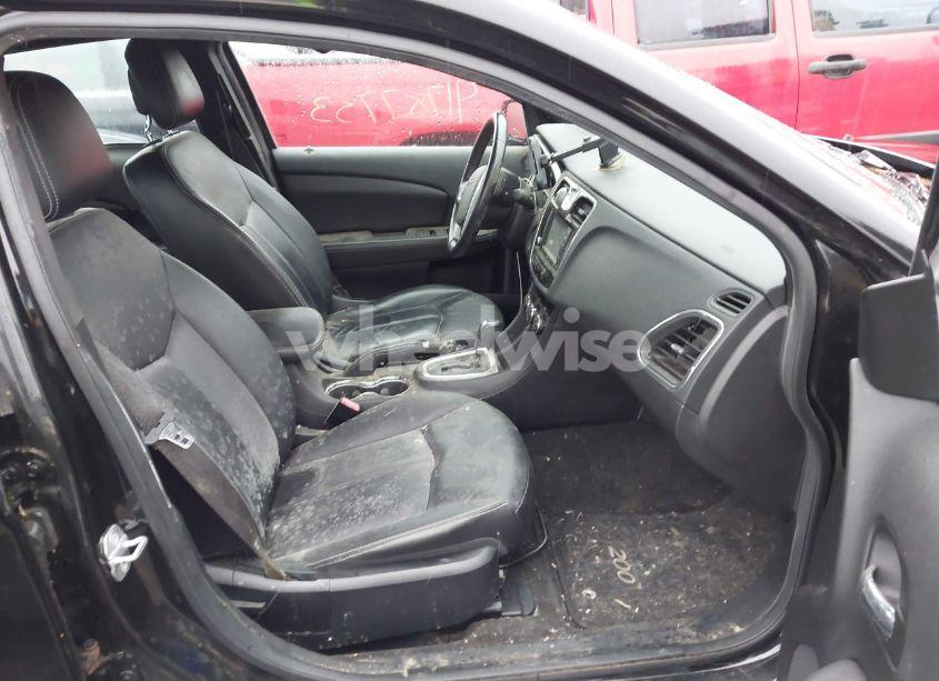 Photo 5 of 2012 Chrysler 200 LIMITED (VIN 1C3CCBCB3CN307817)