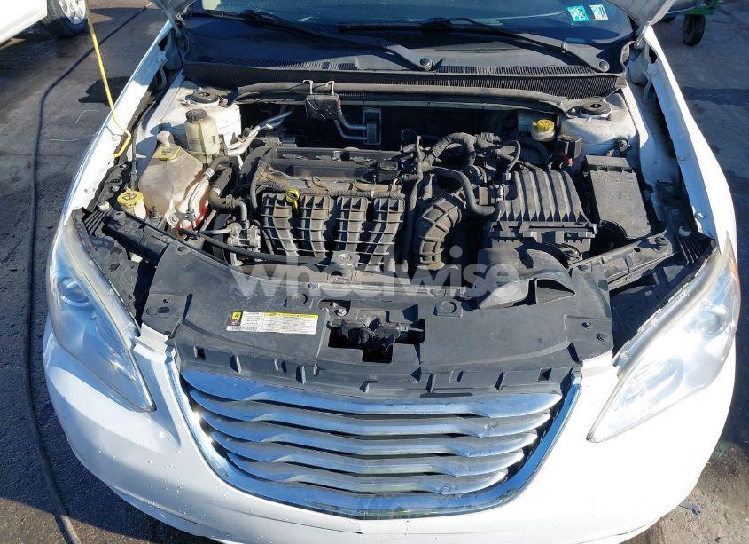 Photo 10 of 2012 Chrysler 200 LIMITED (VIN 1C3CCBCB5CN146306)