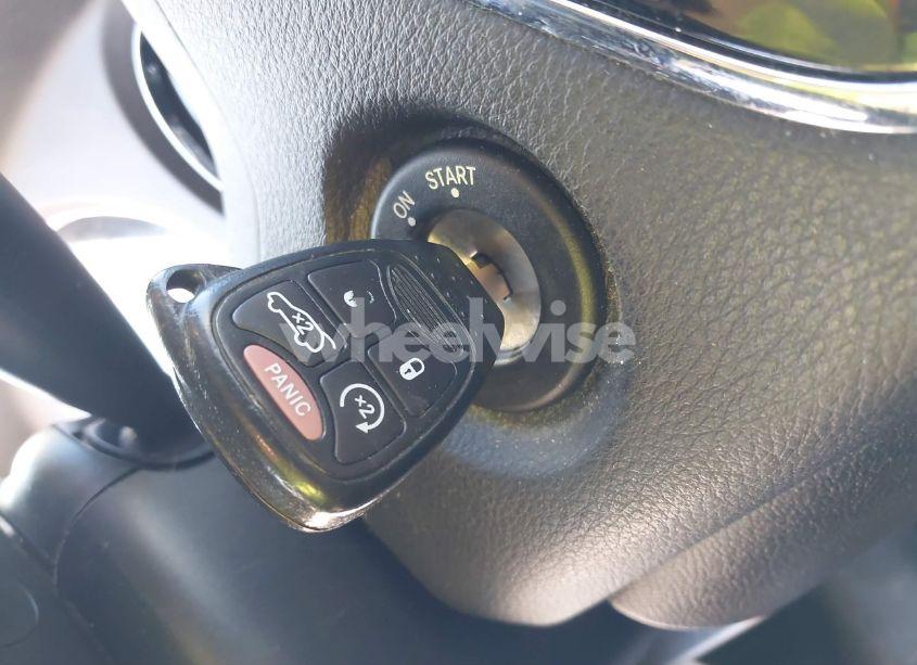 Photo 11 of 2012 Chrysler 200 LIMITED (VIN 1C3CCBCB5CN146306)