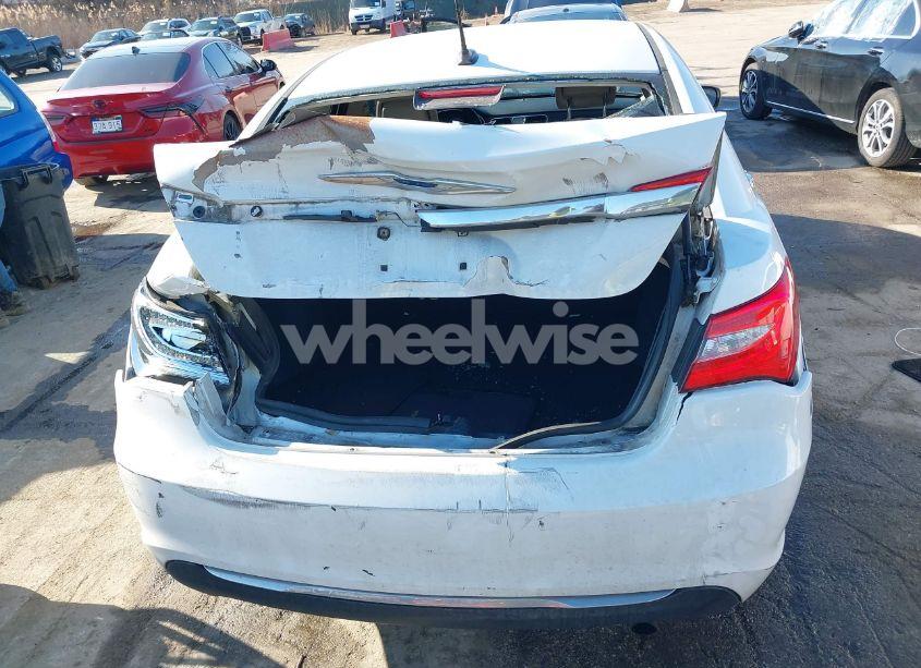 Photo 6 of 2012 Chrysler 200 LIMITED (VIN 1C3CCBCB5CN146306)