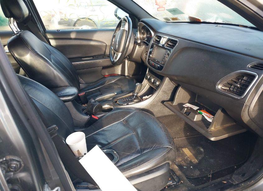 Photo 5 of 2012 Chrysler 200 LIMITED (VIN 1C3CCBCB5CN304594)