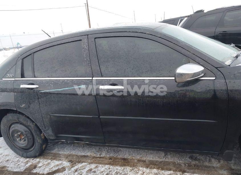 Photo 13 of 2012 Chrysler 200 LIMITED (VIN 1C3CCBCB6CN108843)