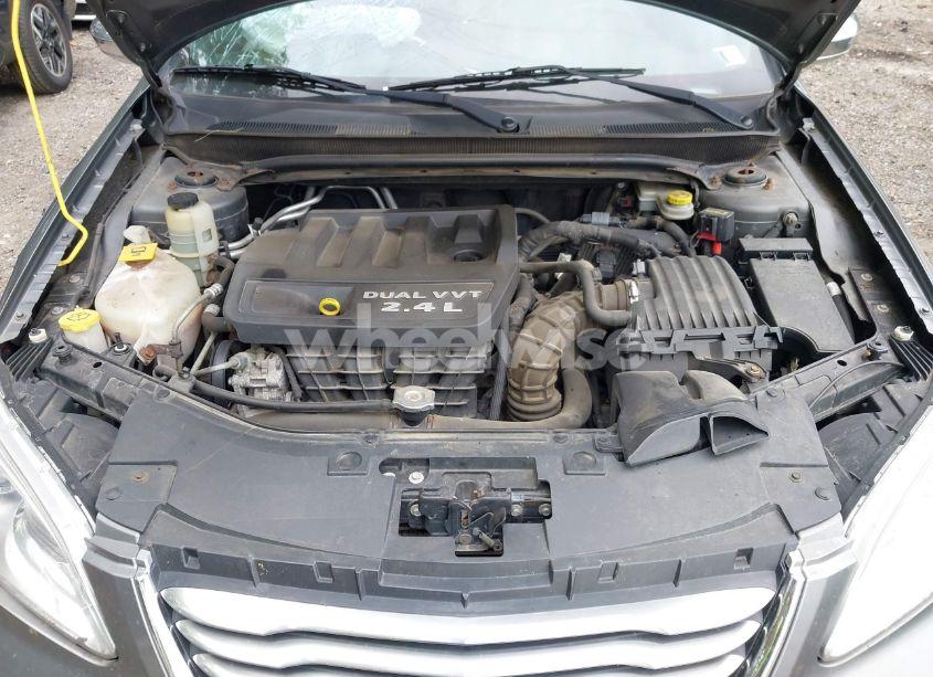 Photo 10 of 2012 Chrysler 200 LIMITED (VIN 1C3CCBCB6CN229968)