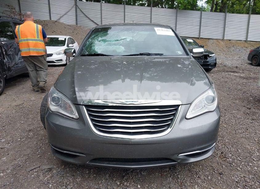 Photo 12 of 2012 Chrysler 200 LIMITED (VIN 1C3CCBCB6CN229968)