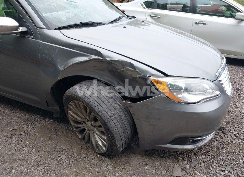Photo 6 of 2012 Chrysler 200 LIMITED (VIN 1C3CCBCB6CN229968)