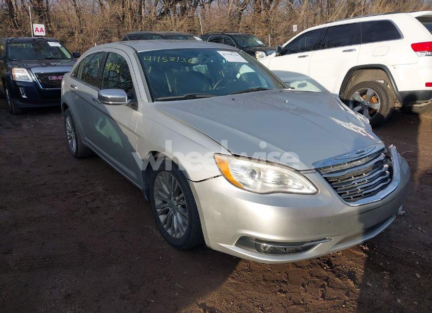 2012 Chrysler 200 LIMITED (VIN 1C3CCBCB7CN234984) main photo