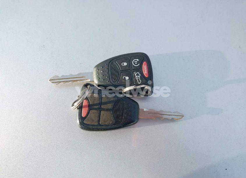 Photo 11 of 2012 Chrysler 200 LIMITED (VIN 1C3CCBCB7CN234984)