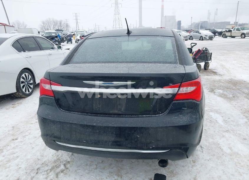 Photo 17 of 2012 Chrysler 200 LIMITED (VIN 1C3CCBCB7CN306931)