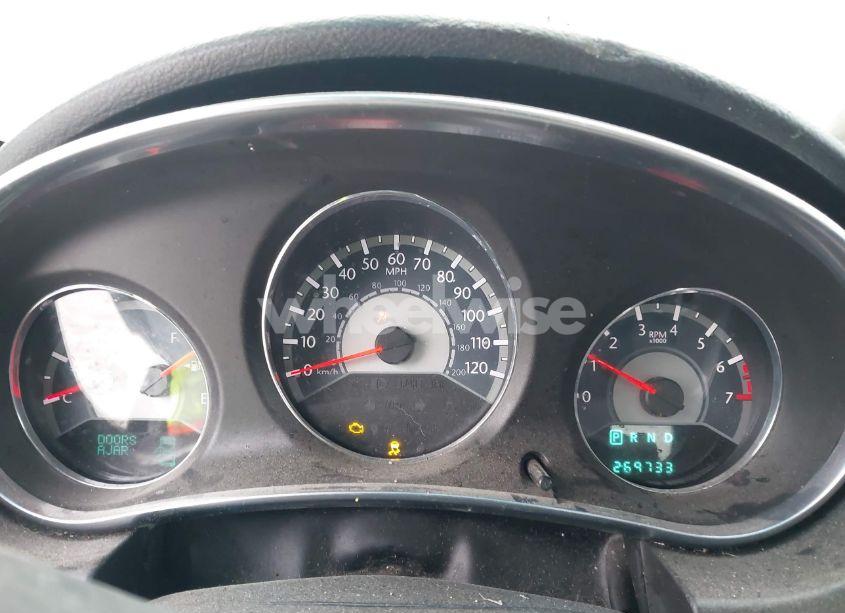 Photo 7 of 2012 Chrysler 200 LIMITED (VIN 1C3CCBCB7CN306931)